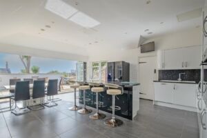 Open Plan Kitchen/Breakfast Room