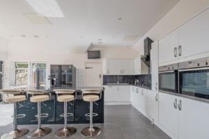 Open Plan Kitchen/Breakfast Room