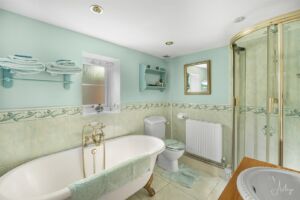 Bathroom - The Granary (Adjoined Annex)